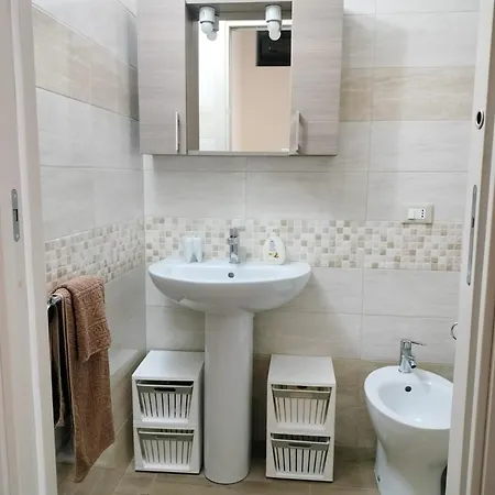 L'angolo Apartment